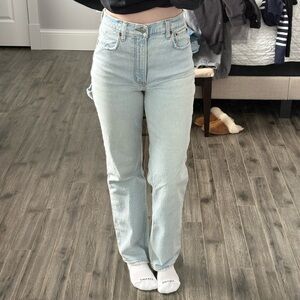 Abercrombie & Fitch Women's Light wash Straight Leg Jeans